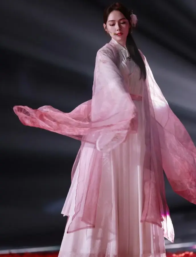 郭碧婷运动_郭碧婷与郭采洁洗澡_郭碧婷
