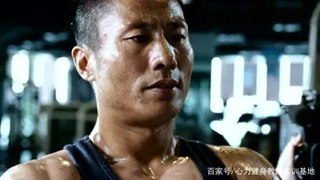 健身教练前景堪忧_做健身教练有前途吗_前途教练健身做有氧操吗