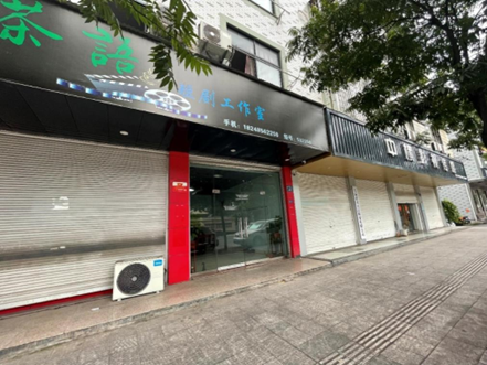横店健身姐_横店健身房哪个好_横店明星在健身房